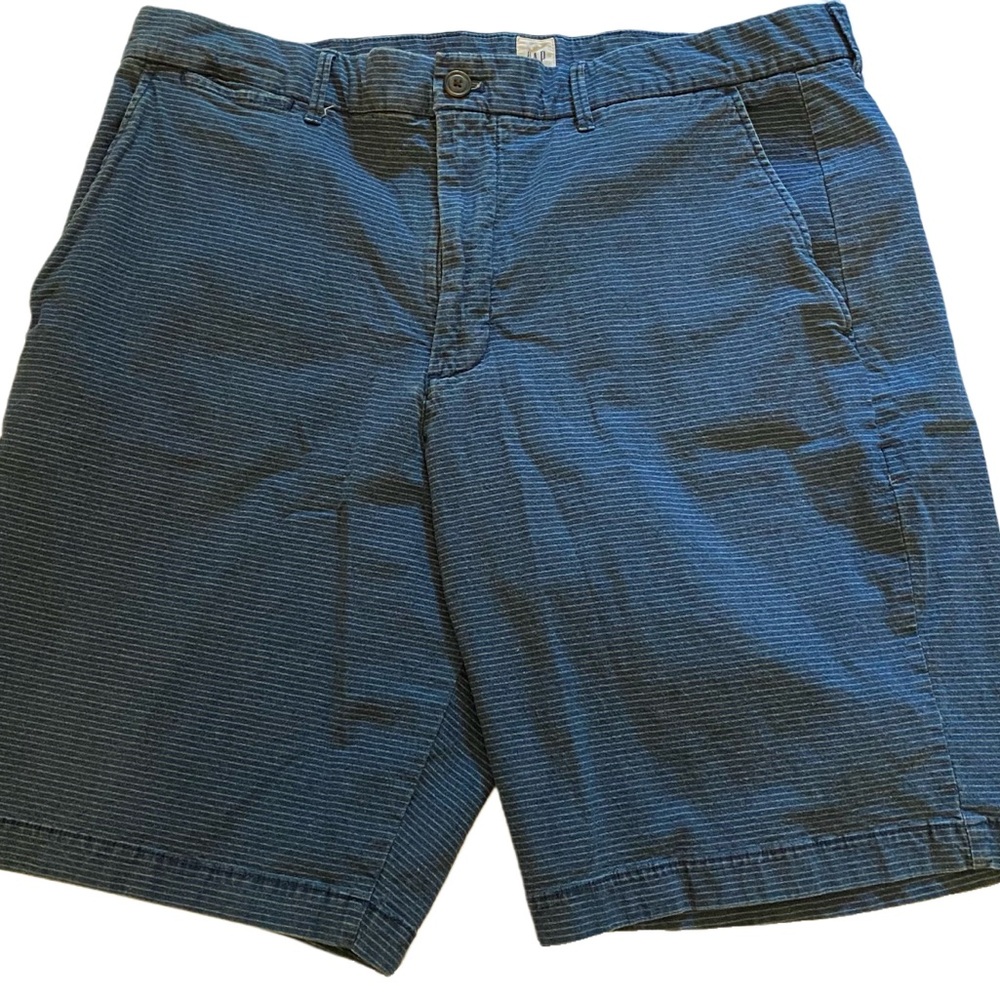 GAP Navy Men’s 10in Shorts